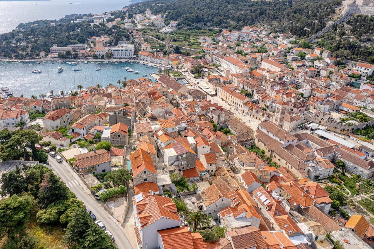 Villa Capitis In The Center- Luxury Apartment With Swimming Pool Hvar Town Buitenkant foto