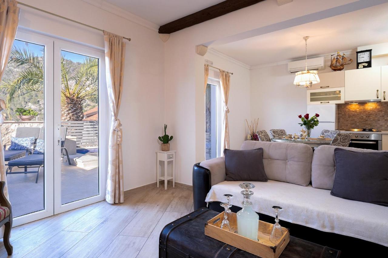 Villa Capitis In The Center- Luxury Apartment With Swimming Pool Hvar Town Buitenkant foto