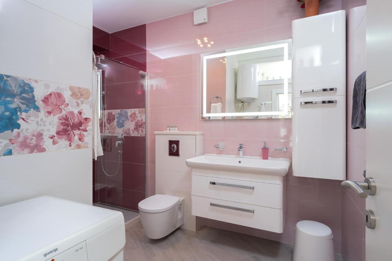Villa Capitis In The Center- Luxury Apartment With Swimming Pool Hvar Town Buitenkant foto