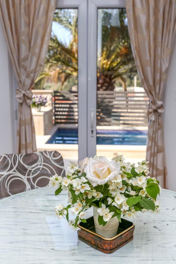 Villa Capitis In The Center- Luxury Apartment With Swimming Pool Hvar Town Buitenkant foto